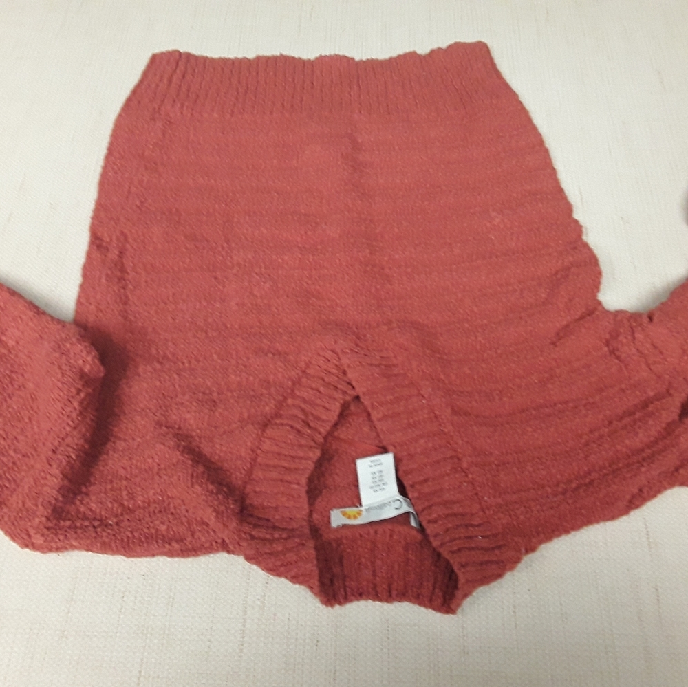 C And C Orange Rust Sweater Xs - image 2